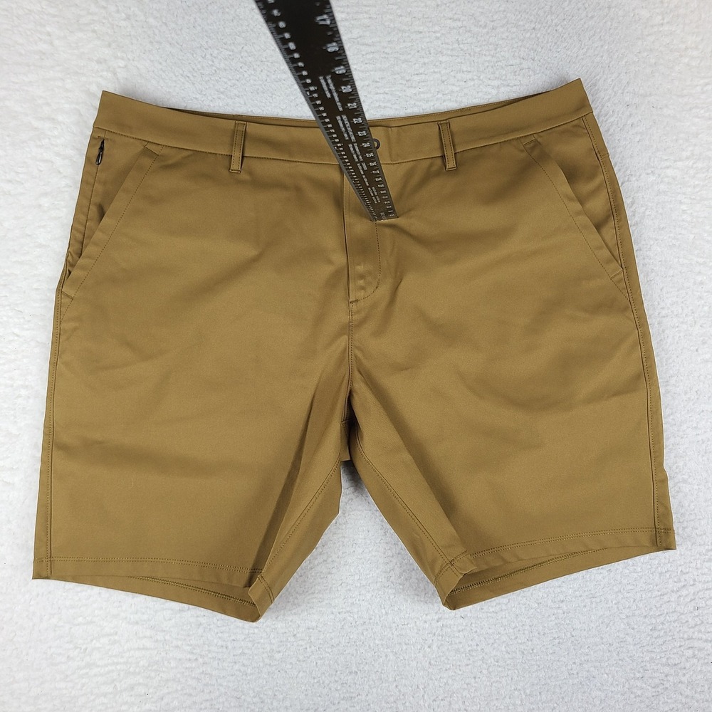 Public Rec Workday Shorts Mens 40 Brown 8" Inseam Hybrid Chino Performance Golf